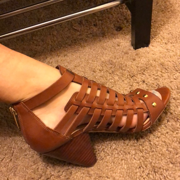 soulier vince camuto